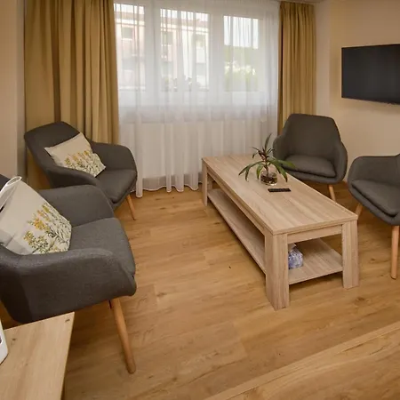 Apartman Nad Ottovkou Luhačovice Exterior foto
