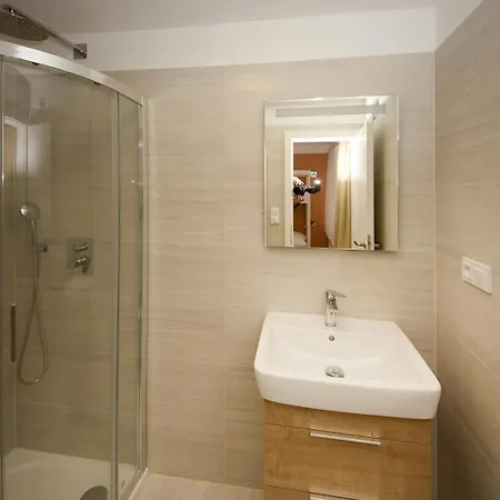 Apartman Nad Ottovkou Luhačovice Exterior foto